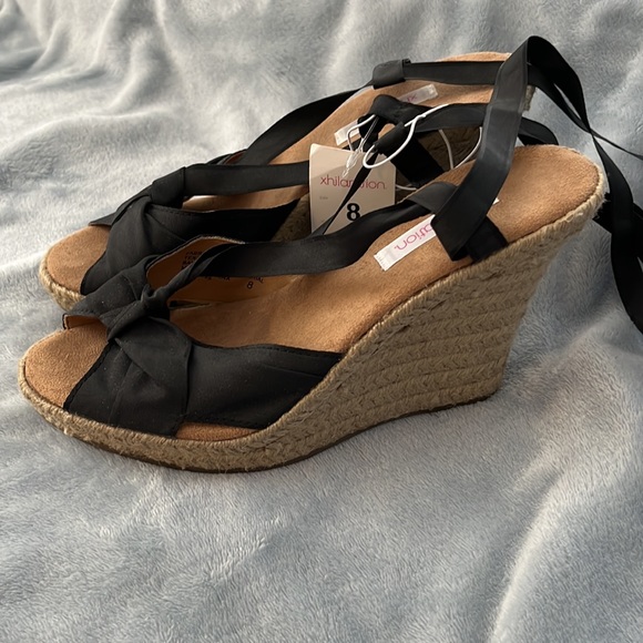 Womens Xhilaration Wrap Around Ankle Black Espadrilles Wedges Shoes Heels Size 8 - Picture 4 of 7